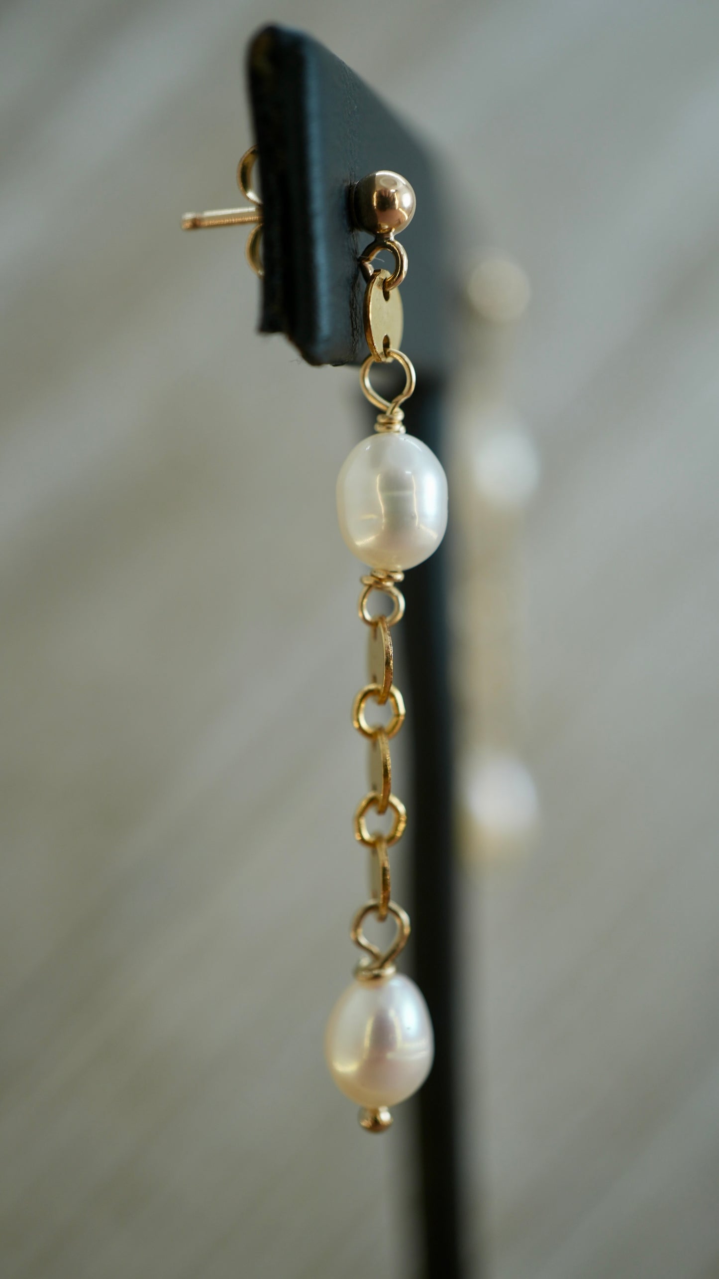 Bridal Pearl Post Earrings || 14K Gold Filled Earrings || Dangling Pearl Earrings || Bridal Pearl + Bridesmaid Jewelry || Gift For Woman