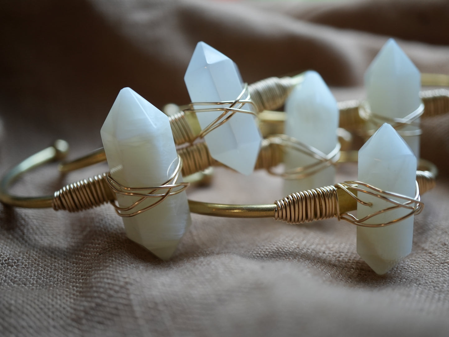 Wholesale Bracelet Cuffs 25 ct. - RESERVED FOR MALIN 🤍