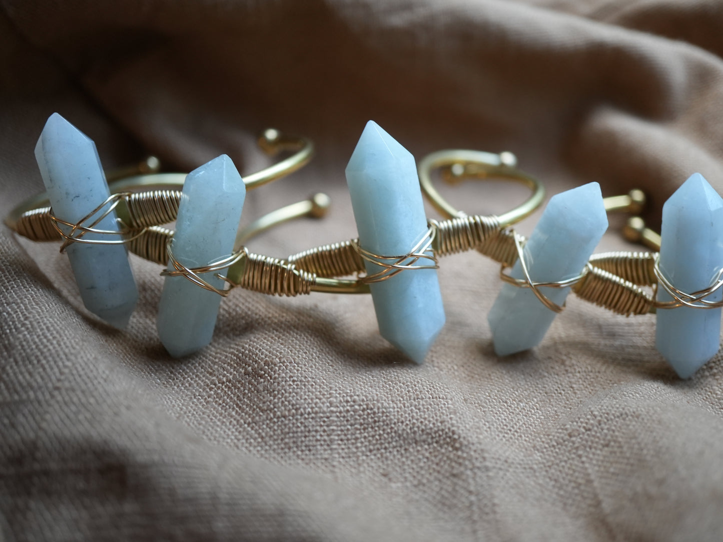 Wholesale Bracelet Cuffs 25 ct. - RESERVED FOR MALIN 🤍