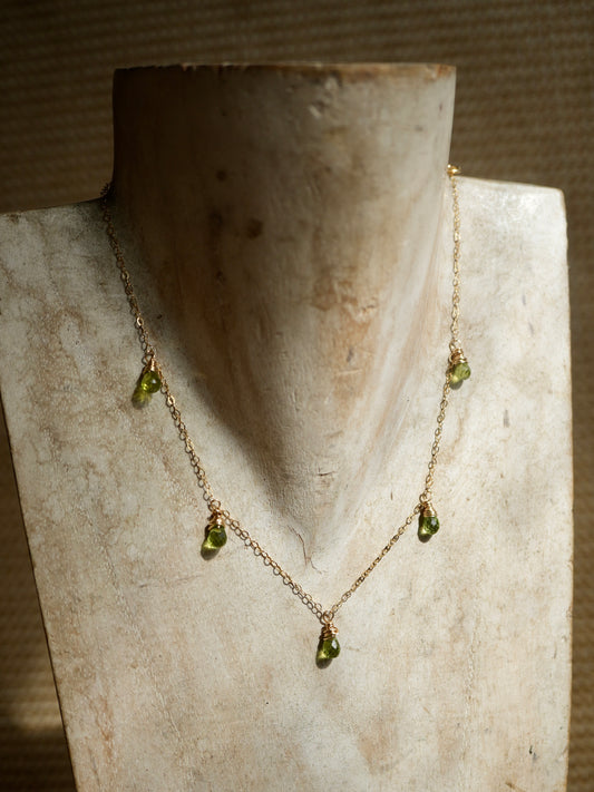 August Birthstone Necklace || Peridot Raindrop Necklace ||