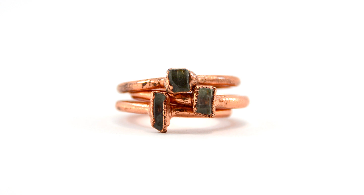 Dainty Raw Aquamarine Ring || March Birthstone Ring