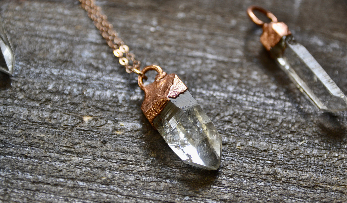 Chunky Clear Quartz Copper Necklace || April Birthstone