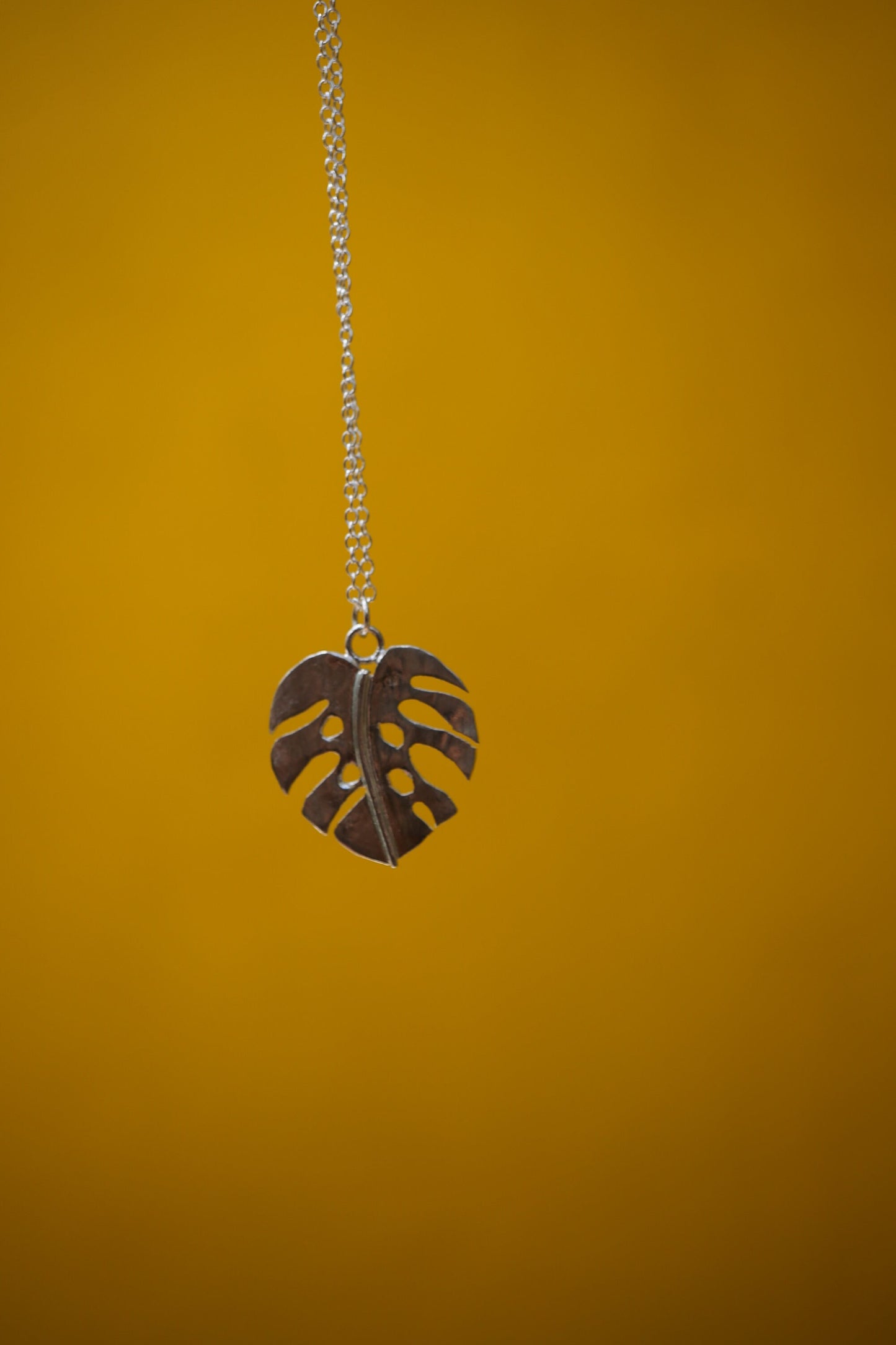 Monstera Leaf Necklace || Monstera Deliciosa 925 Leaf Necklace || Monstera Necklace || House Plant Necklace || Palm Leaf || Tropical Leaf