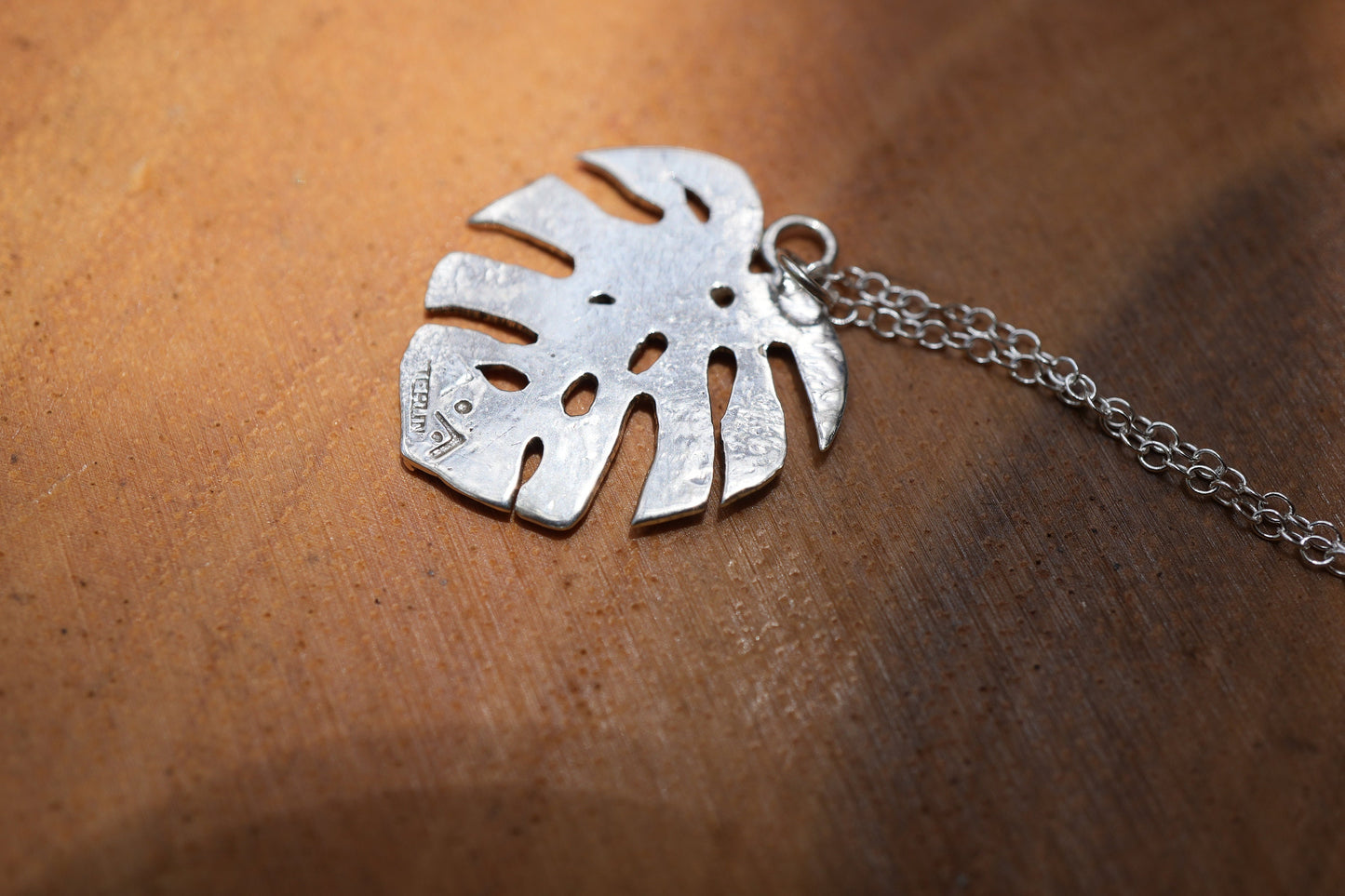 Monstera Leaf Necklace || Monstera Deliciosa 925 Leaf Necklace || Monstera Necklace || House Plant Necklace || Palm Leaf || Tropical Leaf