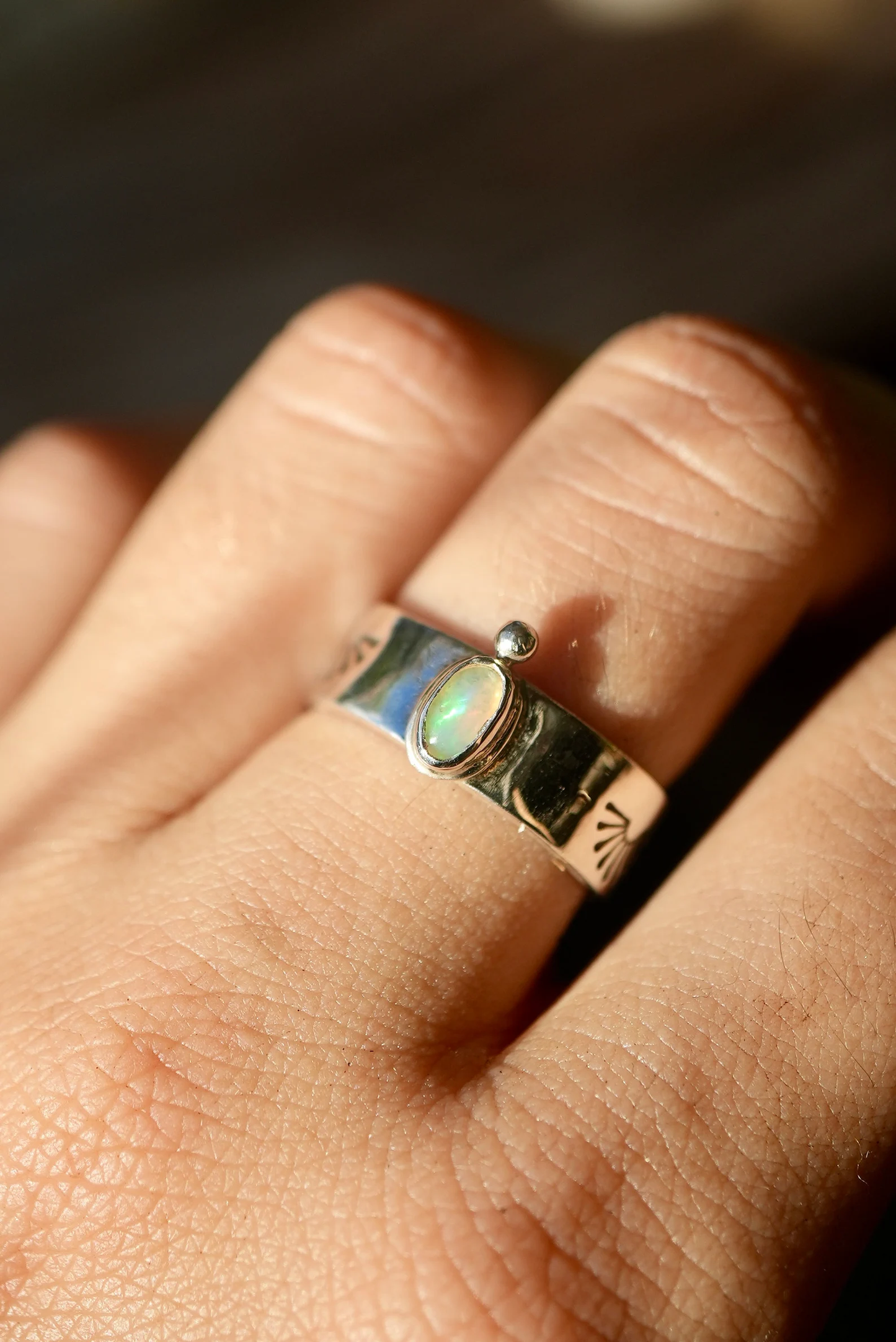 Flashy Ethiopian Opal Ring || Sterling Silver Opal Ring || Everyday Ring || Minimalist Ring || October Birthstone ||
