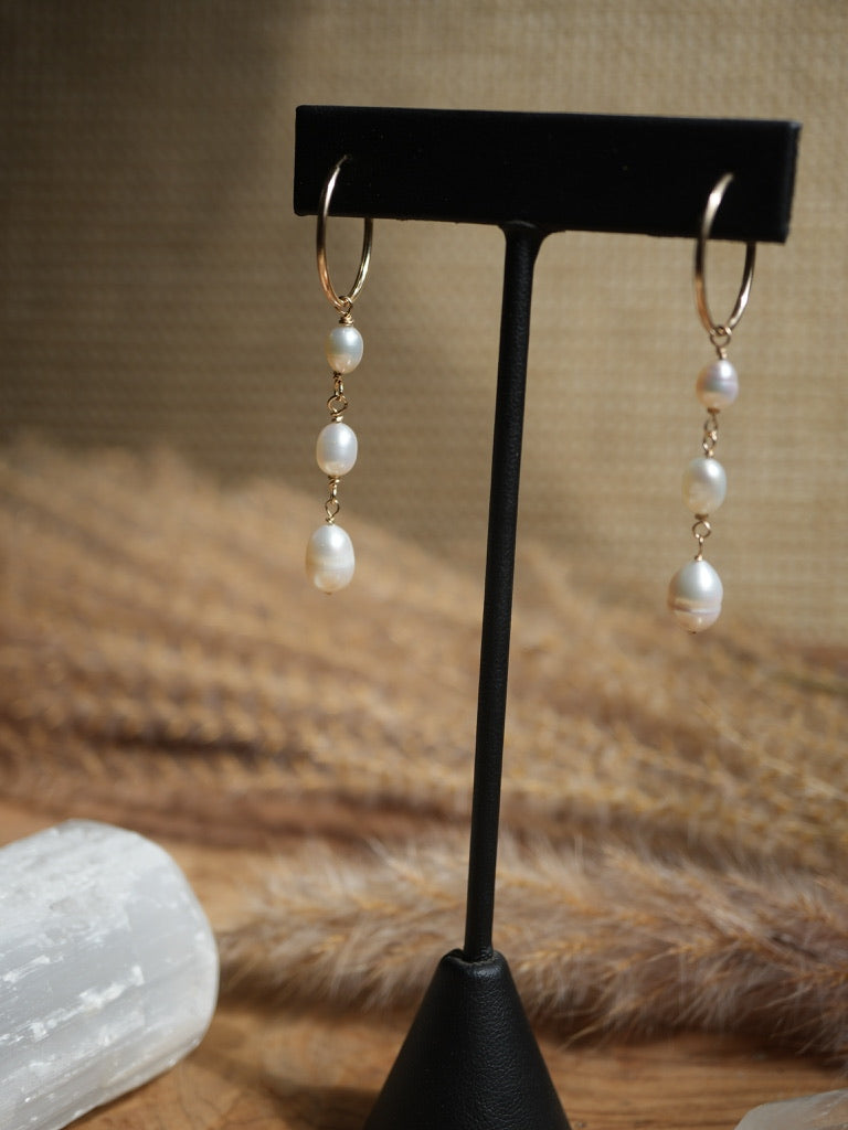 Dangling Freshwater Pearl Earrings || 14K Gold Filled Pearl Earrings || Pearl Hoops || Bridal Earrings || Bridal Jewelry || Wire Wrapped