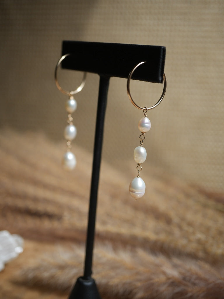 Dangling Freshwater Pearl Earrings || 14K Gold Filled Pearl Earrings || Pearl Hoops || Bridal Earrings || Bridal Jewelry || Wire Wrapped