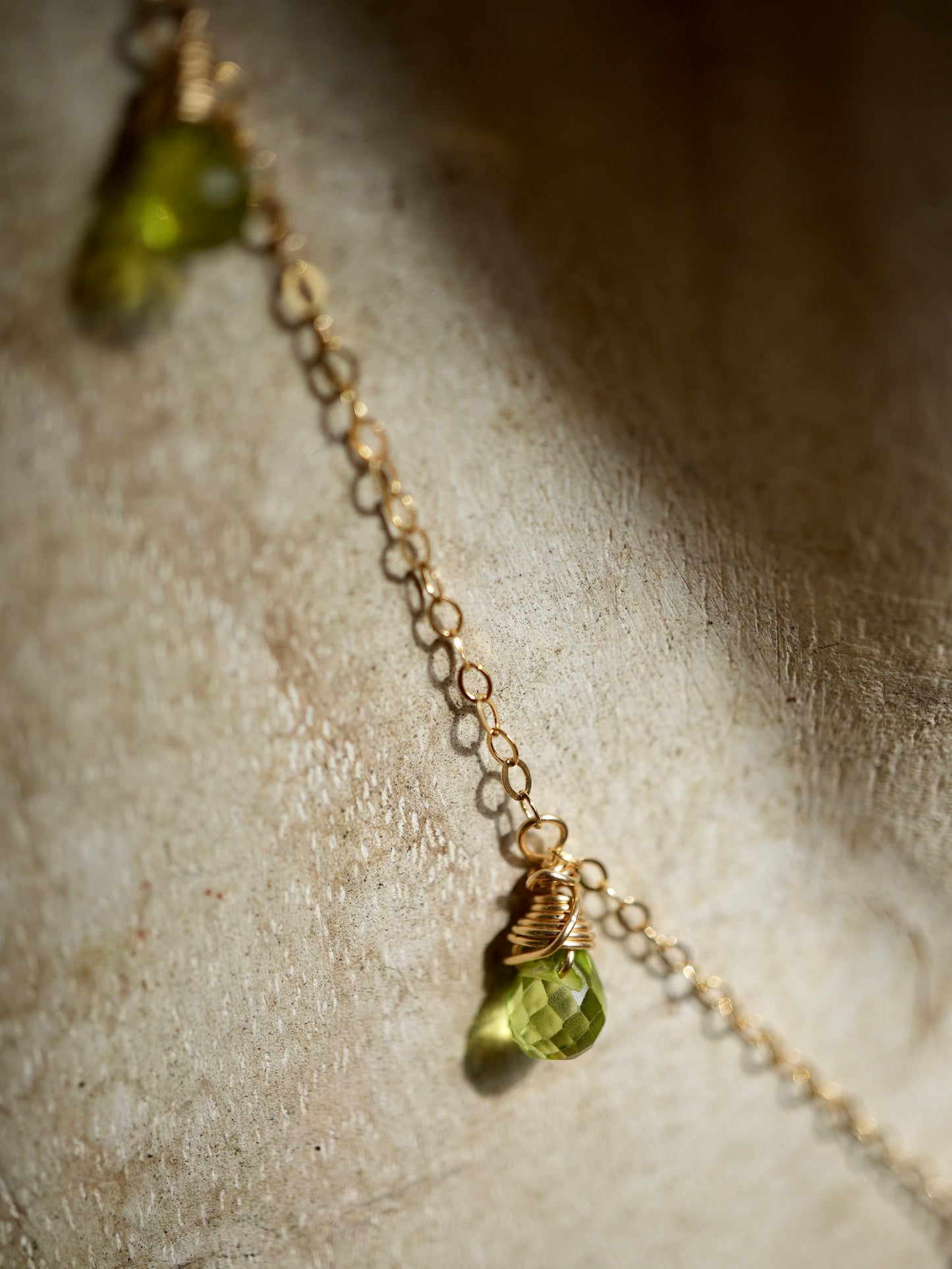 August Birthstone Necklace || Peridot Raindrop Necklace ||