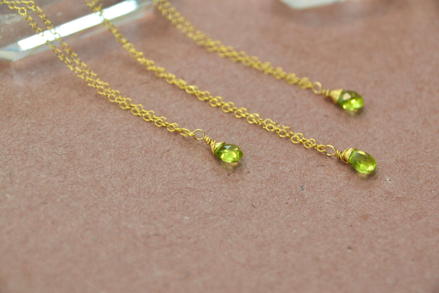 August Birthstone Necklace || Peridot Raindrop Necklace ||