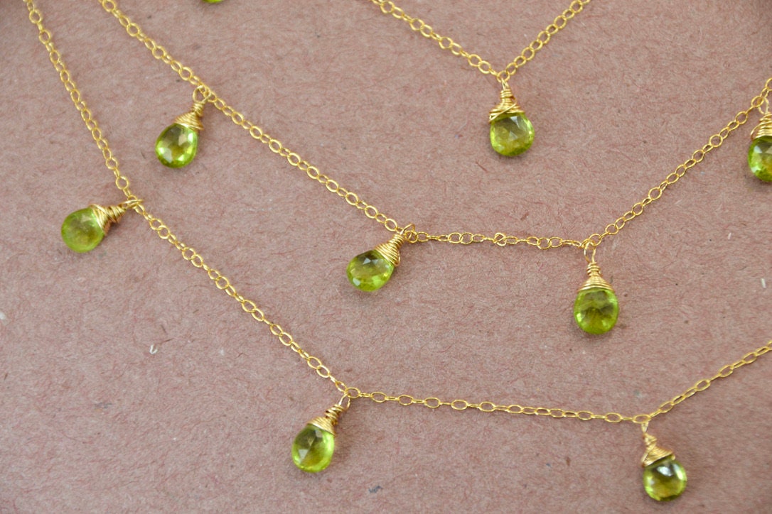 August Birthstone Necklace || Peridot Raindrop Necklace ||
