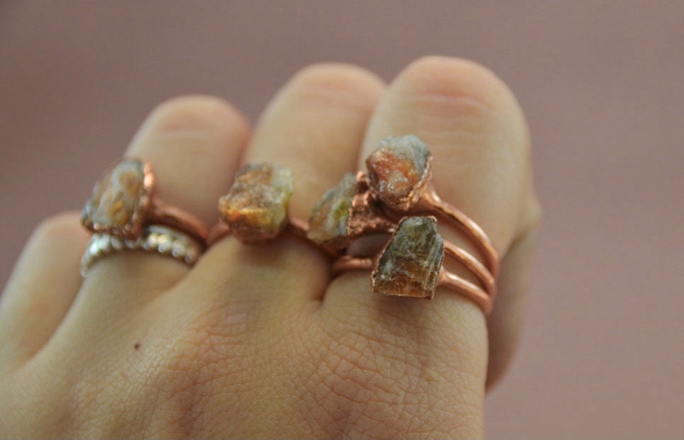 Raw Sunstone Copper Stone Ring || Raw Sunstone Ring ||