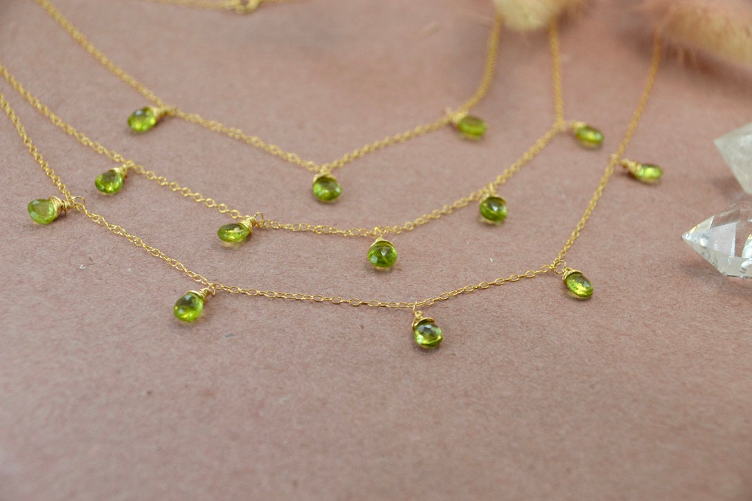 August Birthstone Necklace || Peridot Raindrop Necklace ||