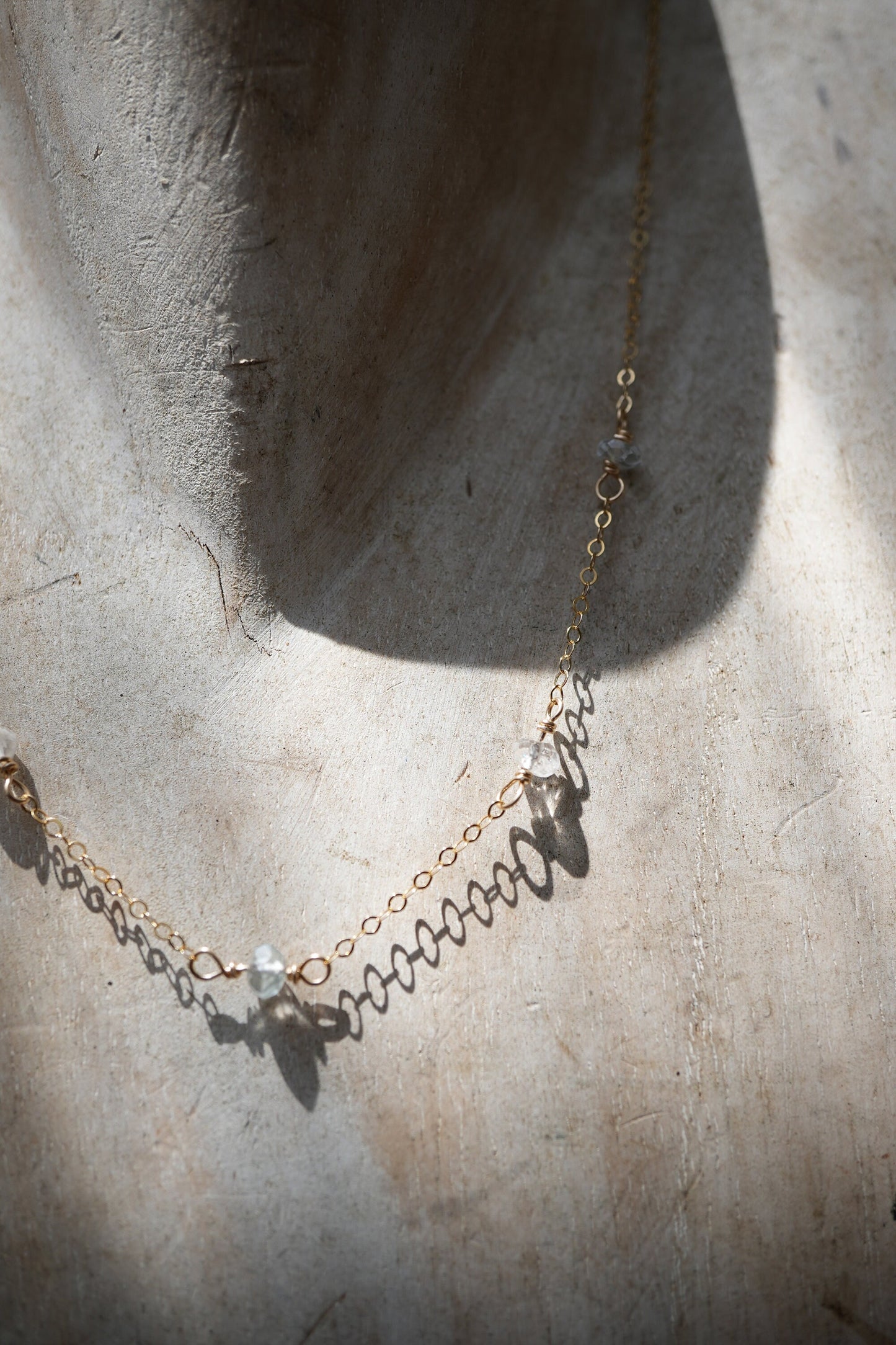 Blue Topaz Gold Filled Necklace || Collar Necklace || Dainty Everyday Necklace || Gemstone Necklace ||