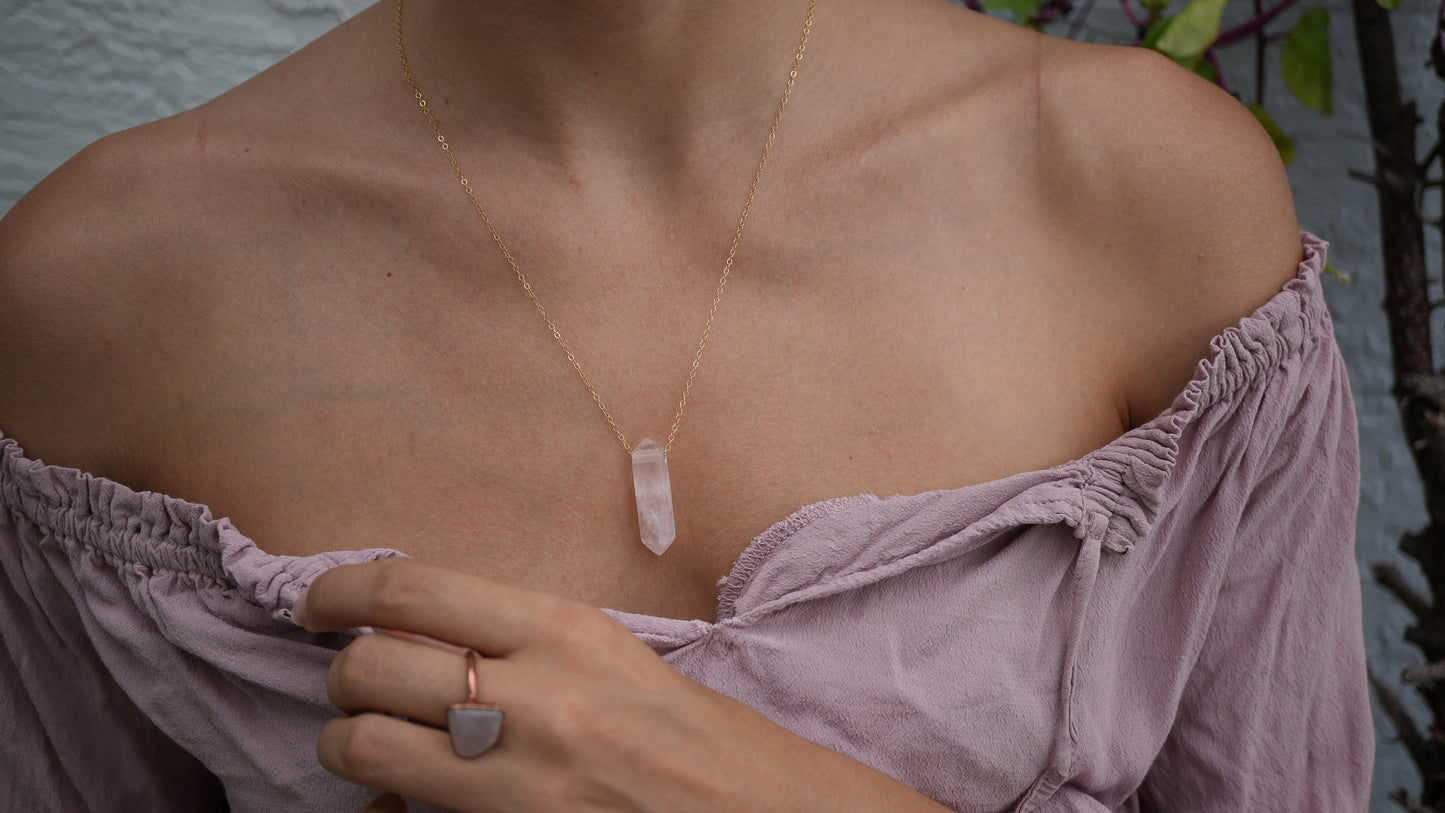 Double Point Rose Quartz Necklace || 14K Gold Filled || Everyday Crystal Necklace