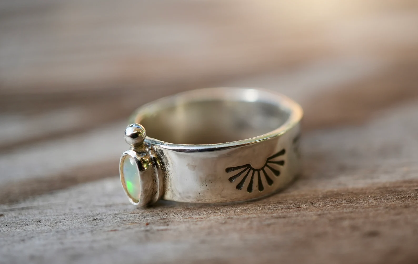 Flashy Ethiopian Opal Ring || Sterling Silver Opal Ring || Everyday Ring || Minimalist Ring || October Birthstone ||
