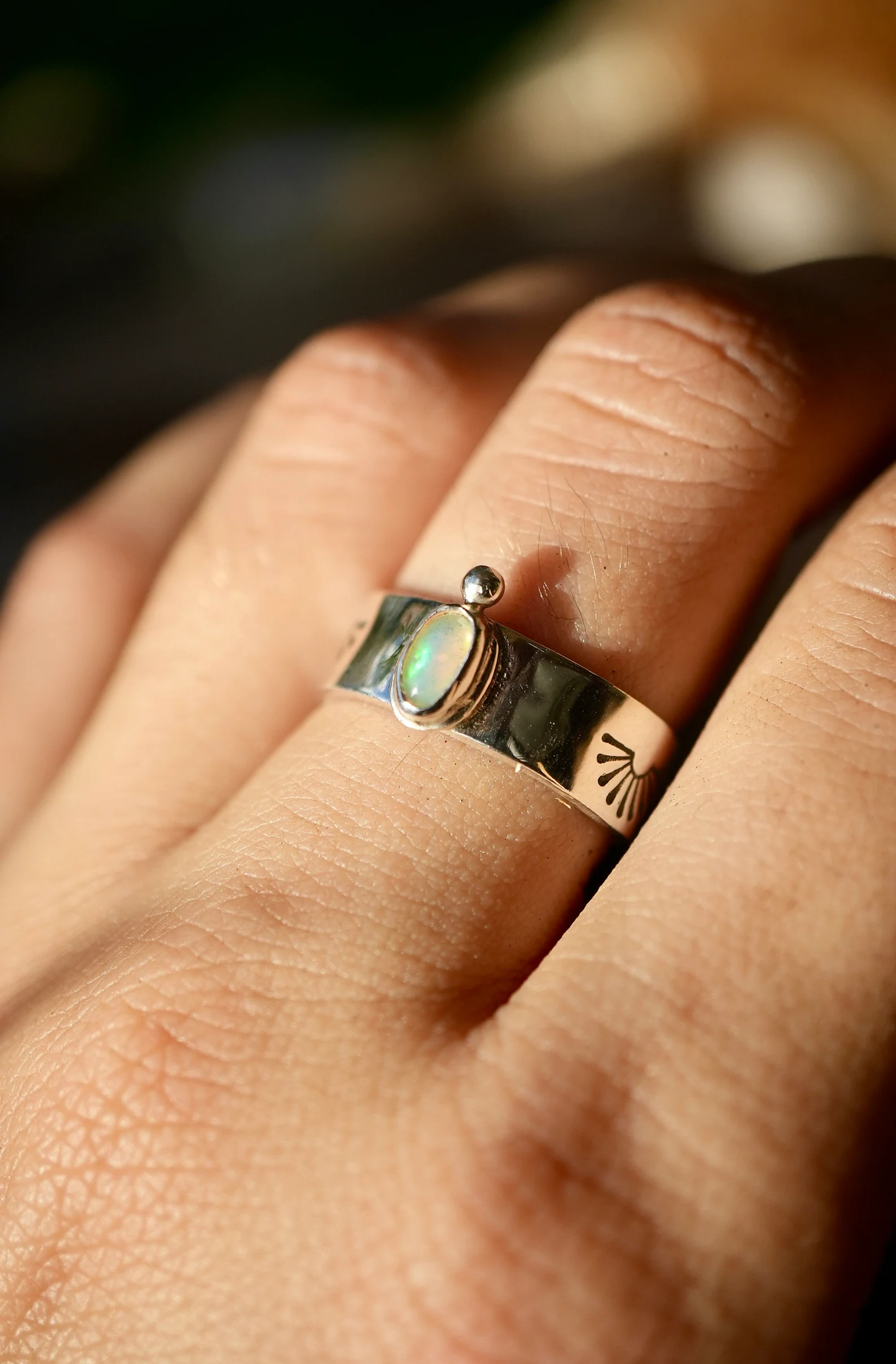 Flashy Ethiopian Opal Ring || Sterling Silver Opal Ring || Everyday Ring || Minimalist Ring || October Birthstone ||