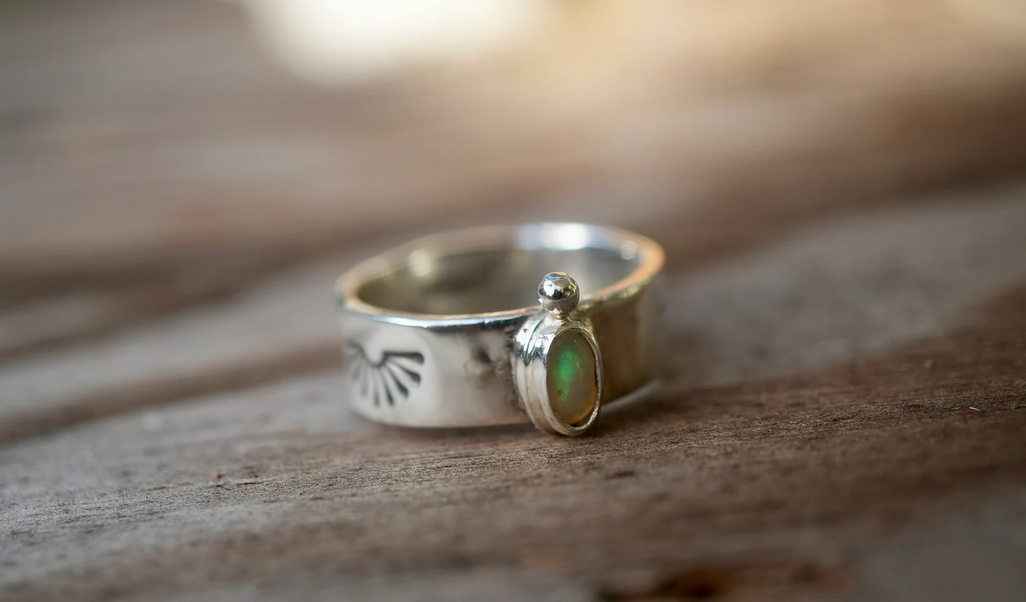 Flashy Ethiopian Opal Ring || Sterling Silver Opal Ring || Everyday Ring || Minimalist Ring || October Birthstone ||